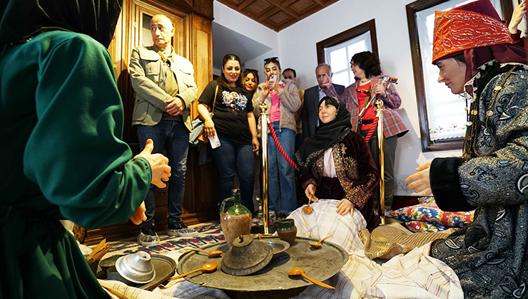 Müze Meram, İranlı misafirlerini de kendine hayran bıraktı