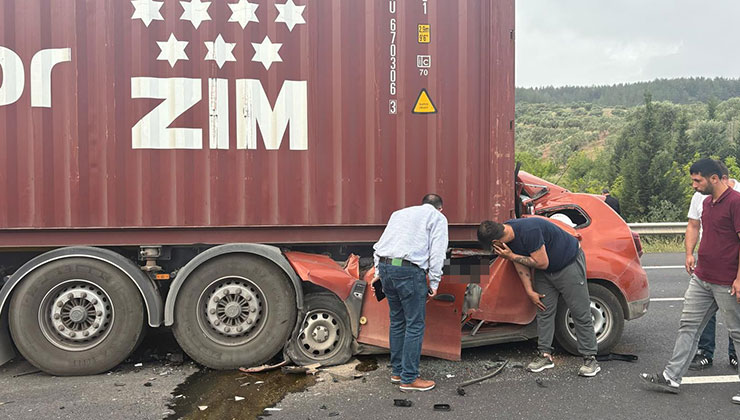 Osmaniye’de otomobil tıra arkadan çarptı: 1 ölü