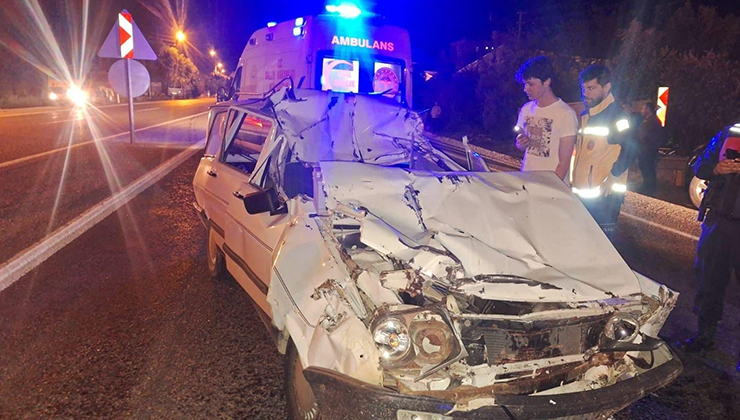 Otomobil, tıra arkadan çarptı, sürücü hayatını kaybetti