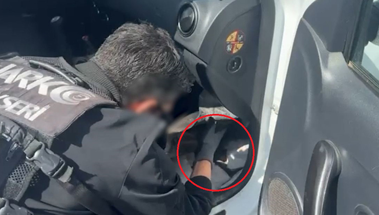 Otomobilde gizlenen 1 kilo 706 gram uyuşturucu ele geçirildi; 2 gözaltı