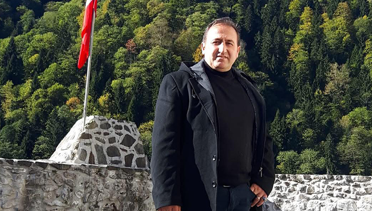 Rize’de kestiği ağacın altında kalan muhtar öldü