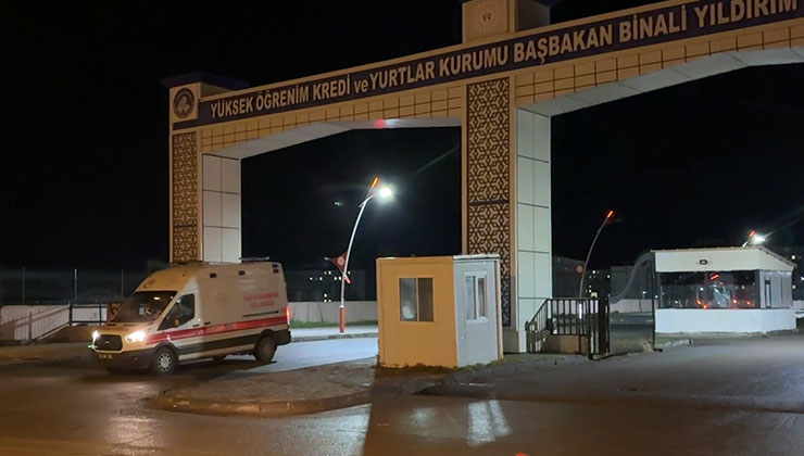 Sivas’ta yurtta kalan 53 öğrenci gıda zehirlenmesi şüphesiyle hastaneye başvurdu