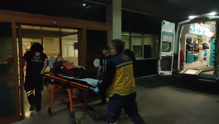 Sobadan çıkan gazdan etkilenen anne ile oğlu hastaneye kaldırıldı