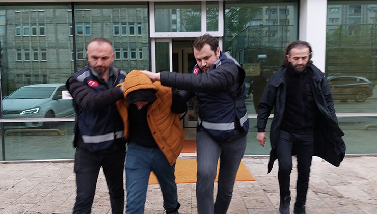 Sokak ortasında karısını öldüren koca tutuklandı