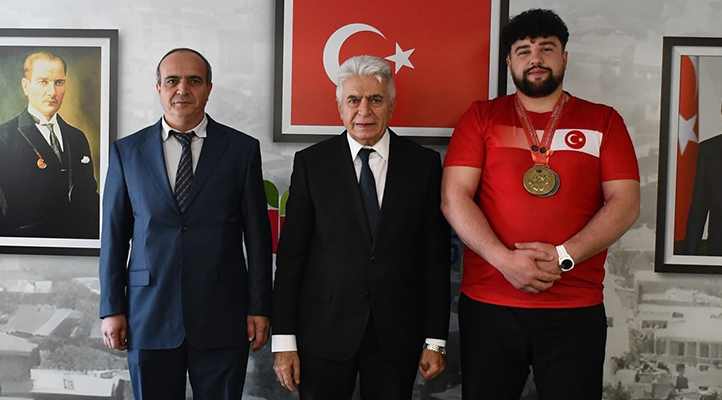 Türkiye şampiyonu milli sporcu Hüyük’ün gururu oldu