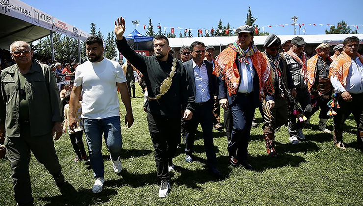 3. Mustafa Kiremitli Yağlı Güreşleri’nde başpehlivanlığı Feyzullah Aktürk kazandı