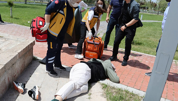 Aksaray’da tabancayla yaralanmış halde bulunan kadın kendini vurmuş