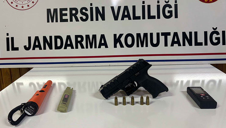 Aralarında eski valinin de bulunduğu 7 şahıs kaçak kazıdan yakalandı