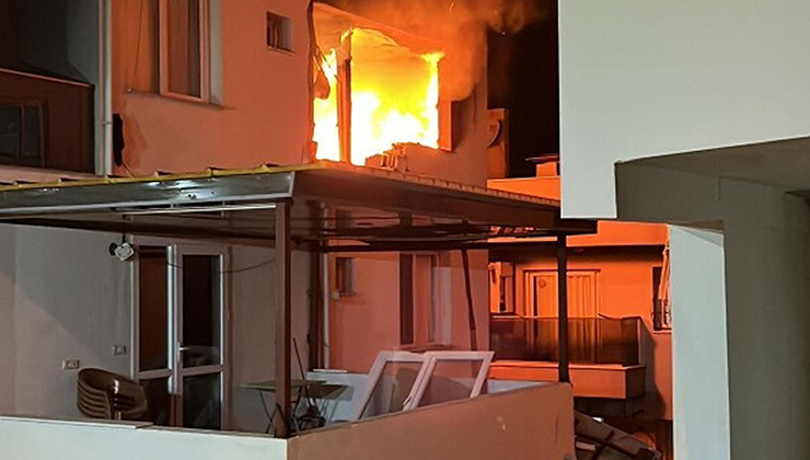 Aydın’da bir evin mutfağında patlamanın ardından yangın çıktı: 1 yaralı