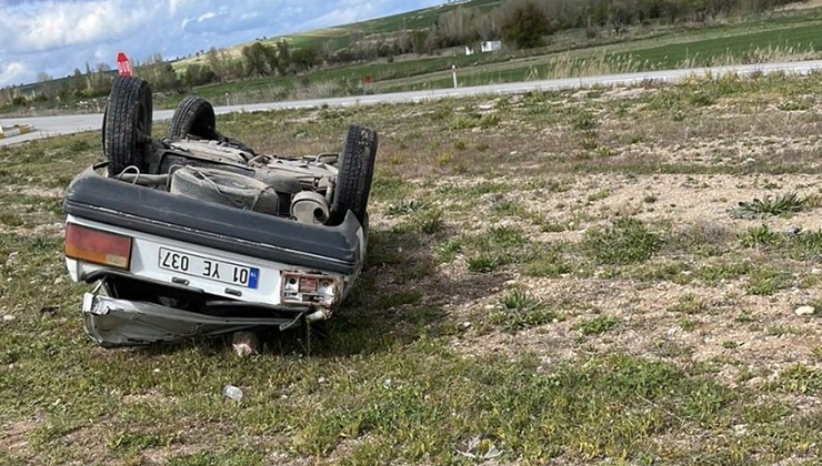 Beyşehir’de otomobil devrildi: 1’i çocuk, 3 yaralı