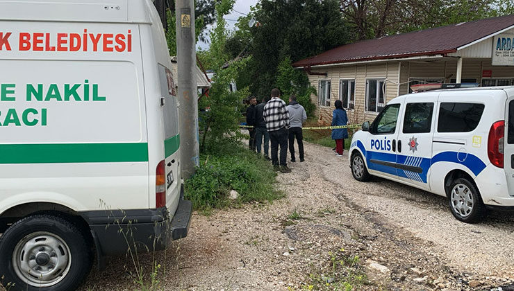 Burdur’da alzaymır hastası yaşlı kadın yol kenarında ölü bulundu