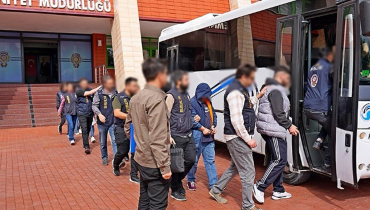 “Büyü bozacağız” deyip dolandırıcılık yapanlara Konya’nın da olduğu 6 ilde operasyon