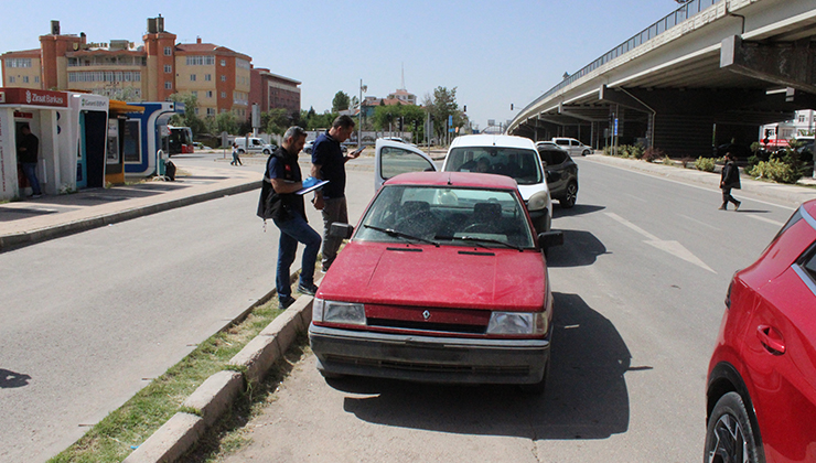 Çaldığı otomobilin yakıtı bitince çalışır durumdaki başka otomobili çaldı