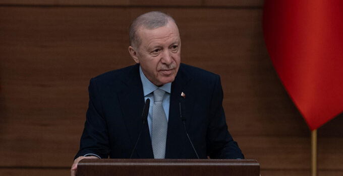 Cumhurbaşkanı Erdoğan, İstanbul’un fethinin 572. yıl dönümünü kutladı