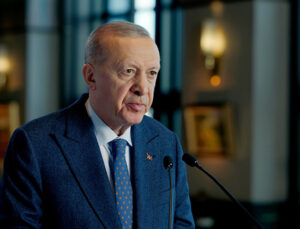 Cumhurbaşkanı Erdoğan’dan: Kırımlı kardeşlerimizin her zaman yanlarında olmaya devam edeceğiz