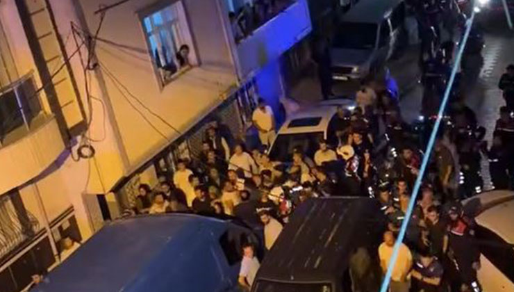 Esenyurt’ta komşular arasındaki köpek kavgasında ortalık savaş alanına döndü
