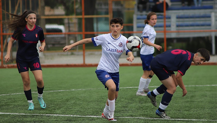 Genç Ülkümspor finali istiyor