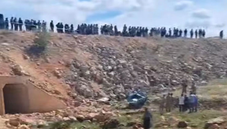 Halfeti’de patpat şarampole devrildi:1 ölü, 1 yaralı