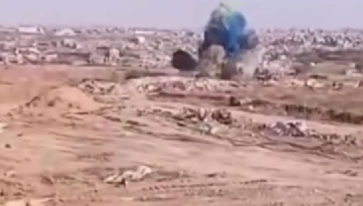 İsrail askerleri Gazze’de cinsiyet açıklama partisi için bir binayı havayı uçurdu