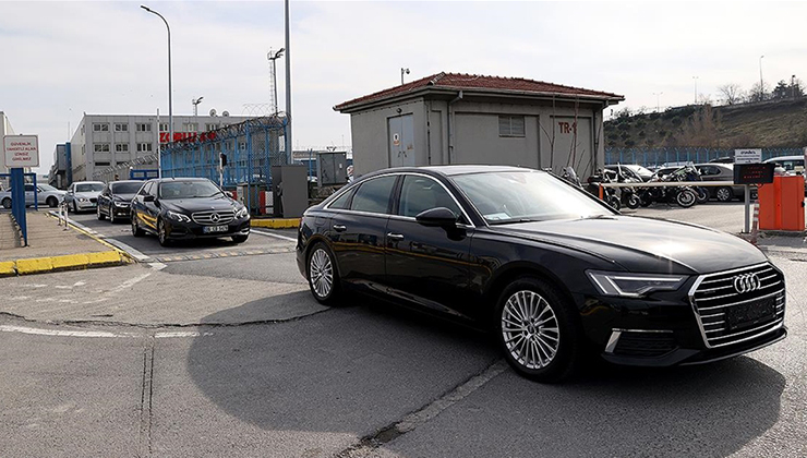 İstanbul müzakerelerine katılacak Rus heyeti Türkiye’de