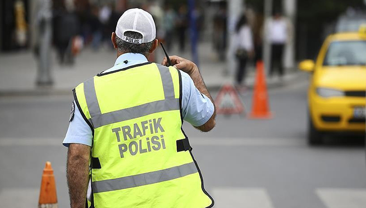 İstanbul’da 1 Mayıs nedeniyle bazı yollar trafiğe kapatıldı