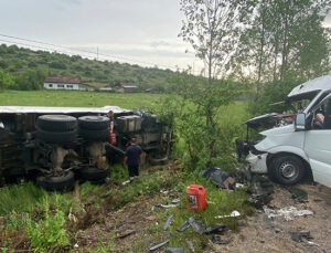 Karabük’te 4 araç kazaya karıştı; 9 yaralı