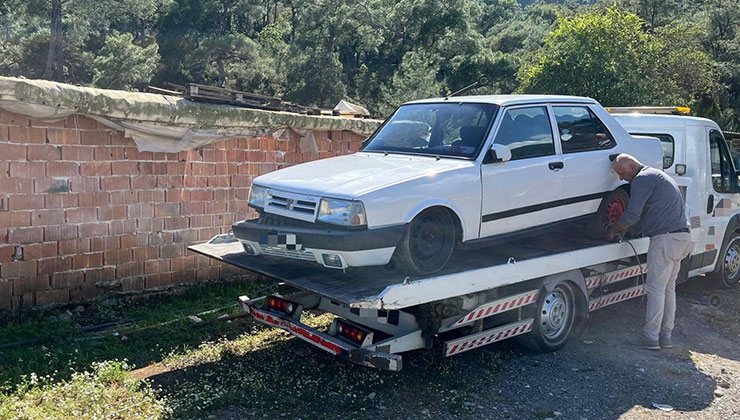 Kemer’de drift atıp havaya ateş açan şahıslara jandarmadan operasyon