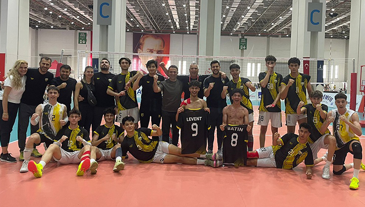 Konya Büyükşehir Belediyespor voleybolda son 8’de