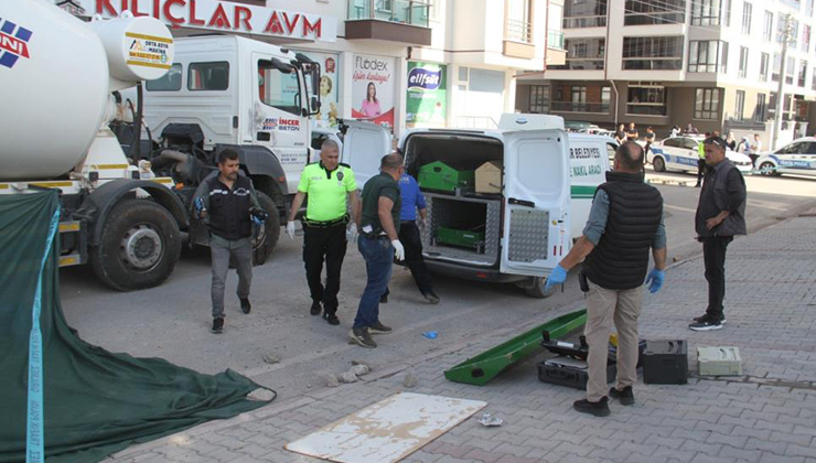 Beton mikserinin altında kalan yaşlı adam hayatını kaybetti