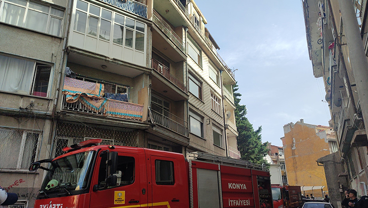 Konya’da boş apartmanda yangın paniği