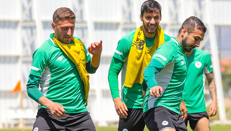 Konyaspor bugün toplanıyor