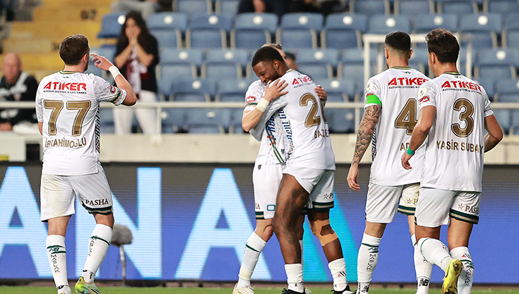 Konyaspor evinde barajı aştı