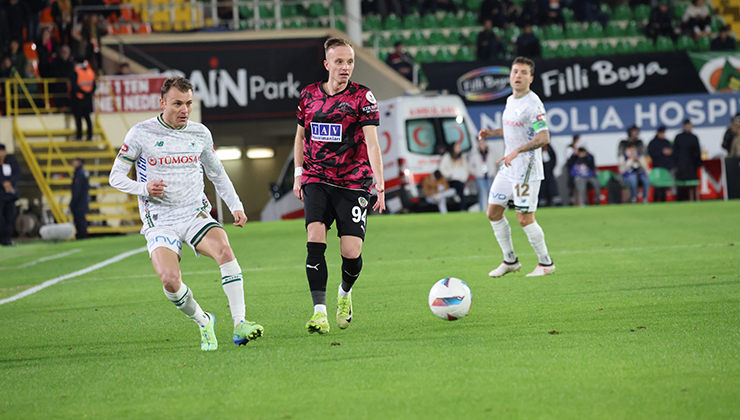 Konyaspor ile Alanyaspor 18. randevuda