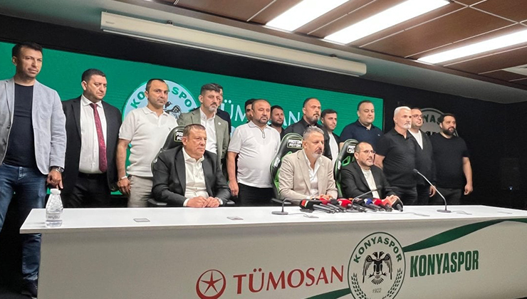 Konyaspor’da yönetim görevi bıraktı
