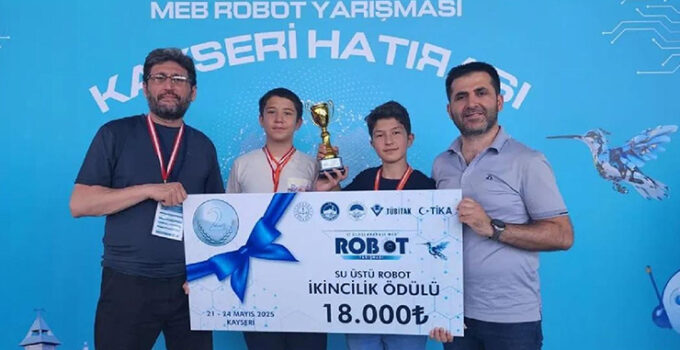 “KTP_Ayışığı1” robotu Türkiye ikincisi oldu