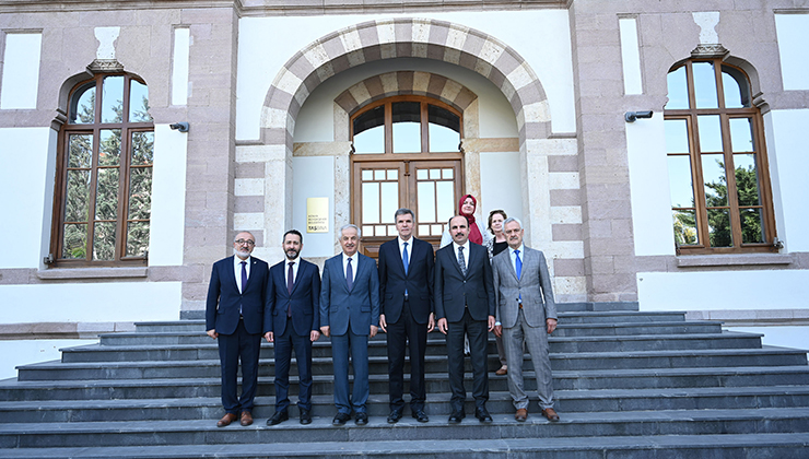 Kuzey Makedonya eski Milletvekili Şehabi, Konya’da konferansa katıldı