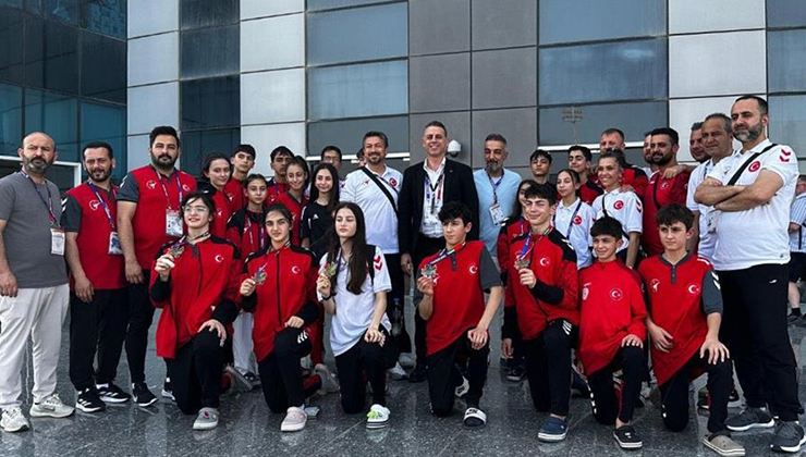 Milliler, Dünya Yıldızlar Tekvando Şampiyonası’nı 5 madalyayla tamamladı