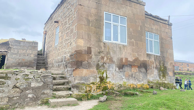 Muş’ta evin tavanı çöktü: 1 ölü