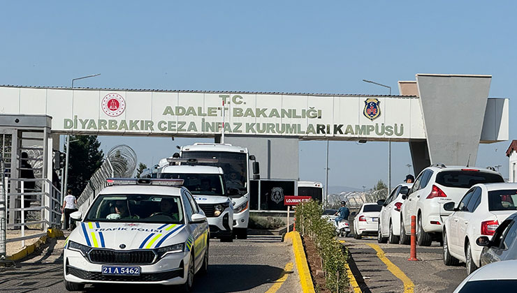 Narin Güran cinayetine ilişkin 15 sanık, dördüncü kez hakim karşısına çıkmak üzere adliyeye getirildi