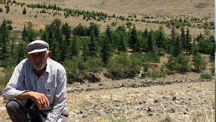 ‘Orman Dede’ olarak bilinen Rahim öğretmen, elleriyle kurduğu ormana defnedildi