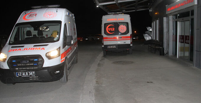 Parkta gençler arasında çıkan bıçaklı kavgada 1 kişi yaralandı
