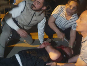 Sakarya’da, servis minibüsünün çarptığı emekli polis yaralandı