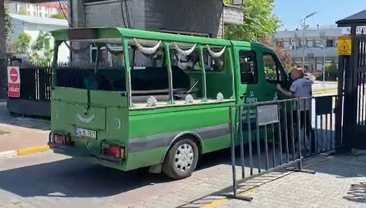 Şişli’de eski kocası tarafında öldürülen kadının cenazesi Adli Tıp Kurumu’na getirildi