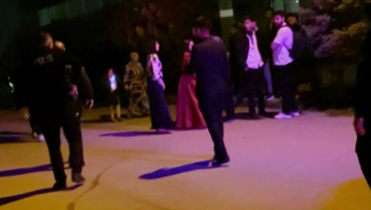 Tekme ve yumrukların havada uçuştuğu düğün kavgasında polis memurları arada kaldı