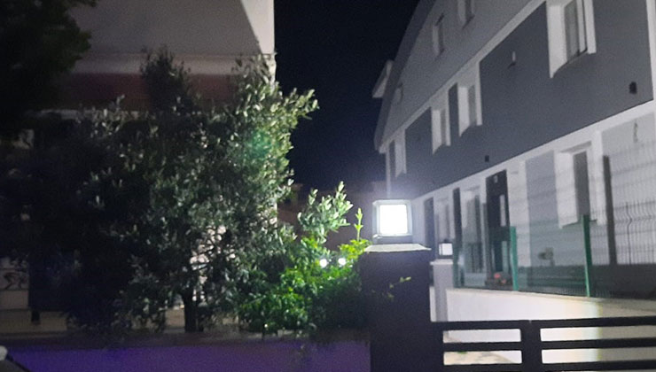 Üçüncü kattan düşen şahıs hayatını kaybetti