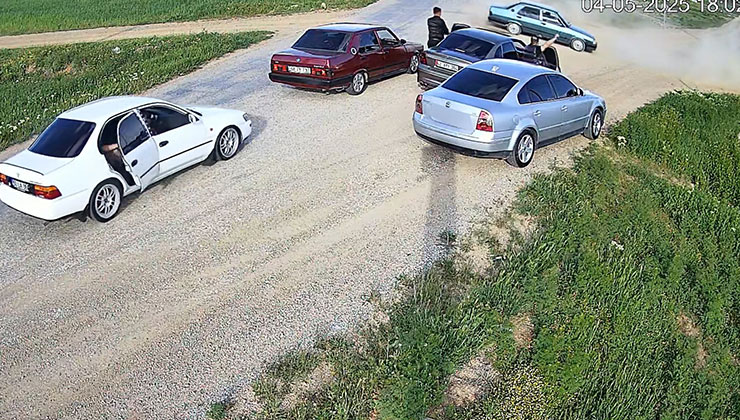 Yolu kapatıp drift attılar, bu da yetmezmiş gibi havaya ateş açtılar