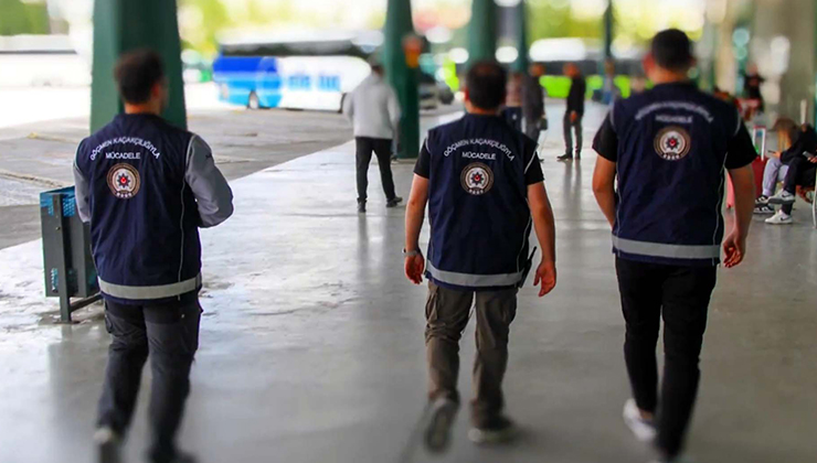 Yurt genelinde 21 göçmen kaçakçılığı organizatörü ve 547 düzensiz göçmen yakalandı