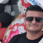 Ağaca çarpan motosikletli hayatını kaybetti