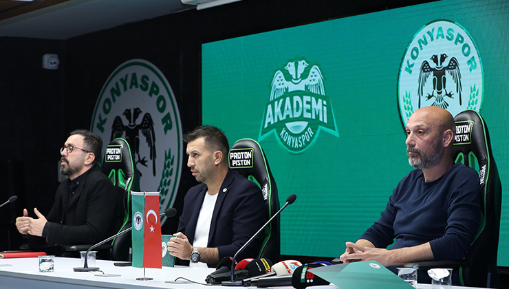 Akademi’de yaprak dökümü