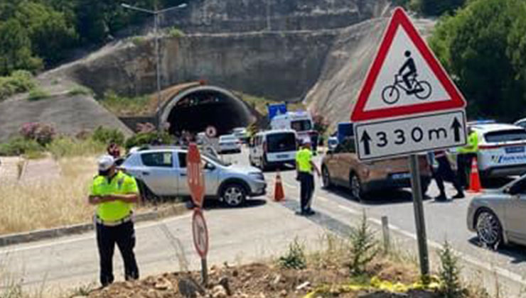 Antalya’da Kemer yolunda feci kaza: 2 ölü, 4 yaralı